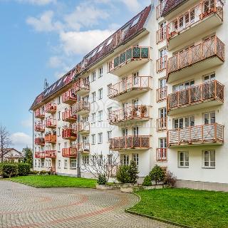 Prodej bytu 2+kk 42 m² Praha, Pelušková