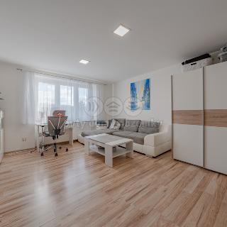 Pronájem bytu 2+kk 44 m² Zubří, Sídlištní