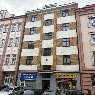 Pronájem obchodu 65 m² Pardubice, Nerudova