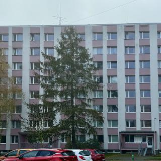 Pronájem bytu 2+kk 40 m² Kladno, Na růžovém poli