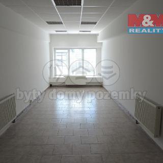 Pronájem obchodu 31 m² Kopřivnice, Štefánikova