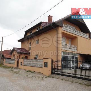 Pronájem bytu 1+kk a garsoniéry 15 m² Loděnice, Spojovací