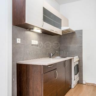 Pronájem bytu 2+kk 42 m² Praha, Pšenčíkova