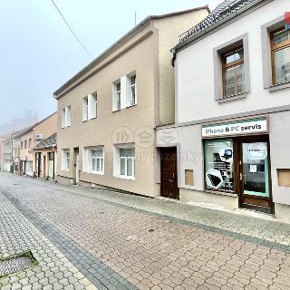 Pronájem bytu 1+kk a garsoniéry 36 m² Kladno, Ivana Olbrachta