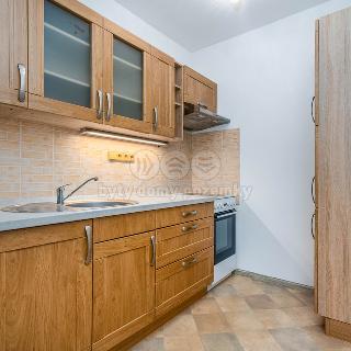 Pronájem bytu 2+kk 54 m² Praha, Sezemínská