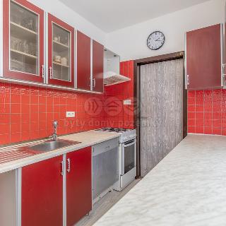 Prodej bytu 4+1 82 m² Frýdek-Místek, Jana Čapka