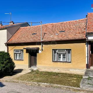 Prodej rodinného domu 154 m² Hrušky