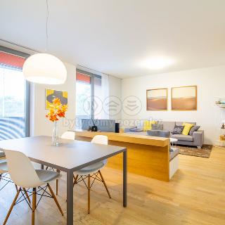 Prodej bytu 3+kk 124 m² Praha, Běžecká