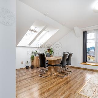 Prodej bytu 3+kk 69 m² Náchod, Anglická