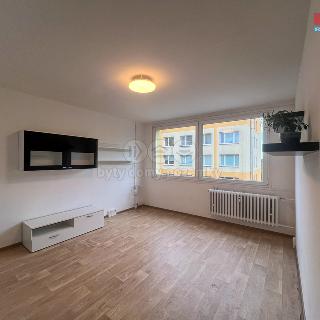 Prodej bytu 3+1 52 m² Praha, K zastávce