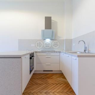 Pronájem bytu 3+kk 83 m² Praha, Rooseveltova