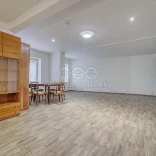 Pronájem bytu 5+kk 162 m² Holýšov, Politických vězňů