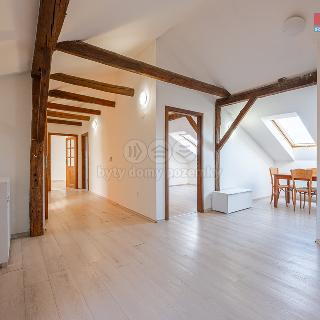 Pronájem bytu 4+1 105 m² Sedlec-Prčice, Sedlčanská