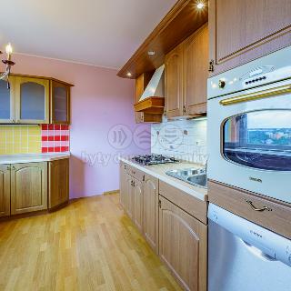 Prodej bytu 3+1 75 m² Karlovy Vary, Stará Kysibelská