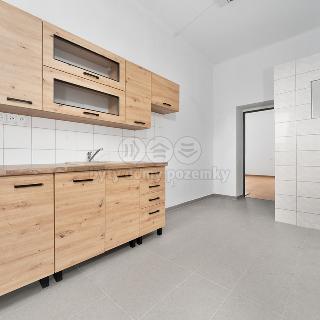 Prodej bytu 2+1 53 m² Hanušovice, Nádražní