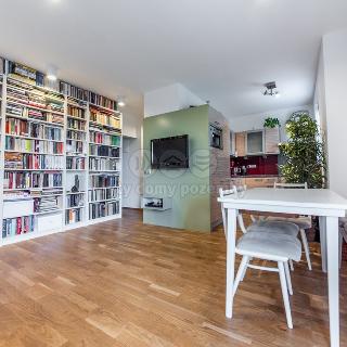 Pronájem bytu 2+kk 65 m² Praha, Pickova