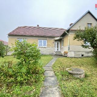 Pronájem rodinného domu 134 m² Buková