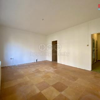 Prodej bytu 2+1 60 m² Třinec, Beskydská