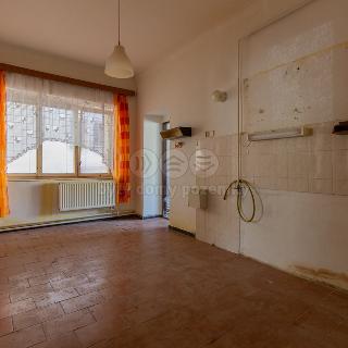 Prodej bytu 3+1 75 m² Jeseník, 28. října