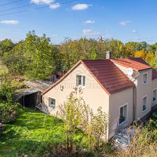 Prodej zemědělské usedlosti 205 m² Slaný