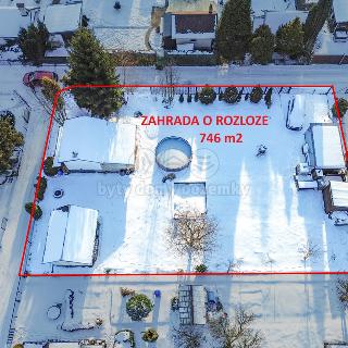 Prodej zahrady 746 m² Ostrov