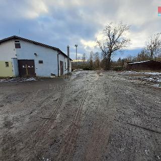 Pronájem rodinného domu 2 984 m² Děčín, Ústecká