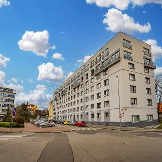 Prodej bytu 2+1 56 m² Praha, Chlumčanského