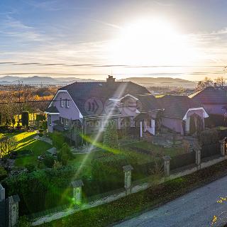 Prodej rodinného domu 250 m² Sedliště