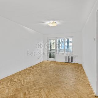 Prodej bytu 3+1 83 m² Praha, Michelská