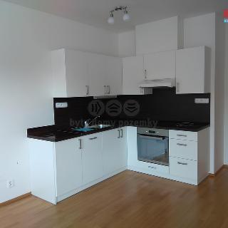 Prodej bytu 2+kk 61 m² Praha, Lanžhotská