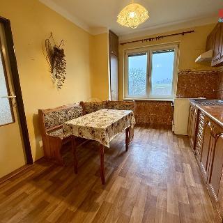 Prodej bytu 3+1 74 m² Předmíř