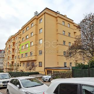 Prodej bytu 1+1 53 m² Praha, Tolstého