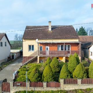 Prodej rodinného domu 248 m² Březsko