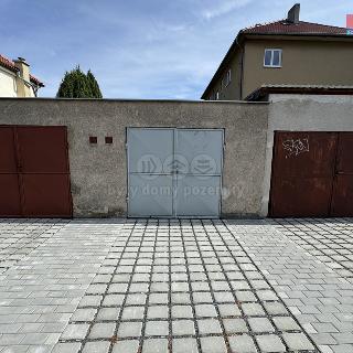 Prodej garáže 17 m² Kladno, U vodojemu