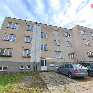 Pronájem bytu 2+1 58 m² Petrovice