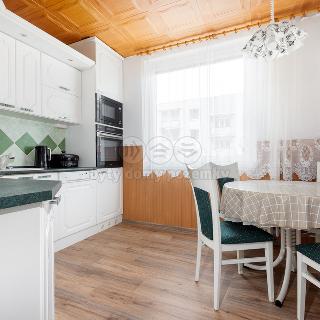 Prodej bytu 3+1 71 m² Pardubice, Kunětická