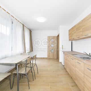 Pronájem bytu 2+kk 41 m² Dnešice