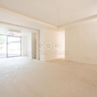 Prodej bytu 2+kk 71 m² Lomnice