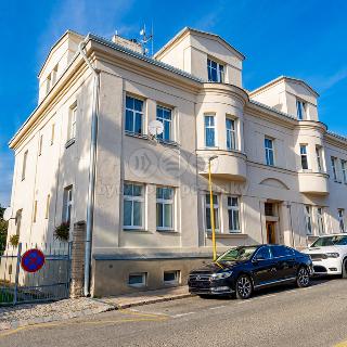 Prodej bytu 3+1 92 m² Říčany, Sokolská