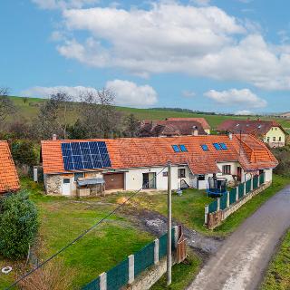 Prodej rodinného domu 79 m² Neveklov