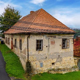 Prodej rodinného domu 102 m² Pnětluky