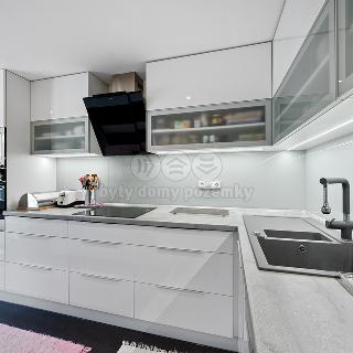 Pronájem bytu 2+kk 59 m² Litoměřice, Lodní náměstí