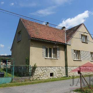 Prodej rodinného domu 138 m² Hrádek, 