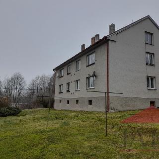 Pronájem bytu 3+1 95 m² Chanovice