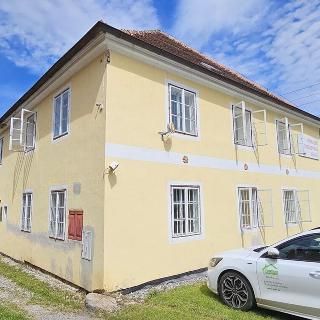 Prodej obchodu 460 m² Český Krumlov, Chvalšinská