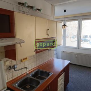 Prodej bytu 3+1 73 m² Český Krumlov Plešivec, Sídliště Plešivec