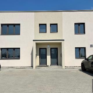 Pronájem bytu 2+kk 43 m² Vlčnov