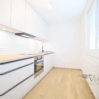 Pronájem bytu 2+1 56 m² Omlenice