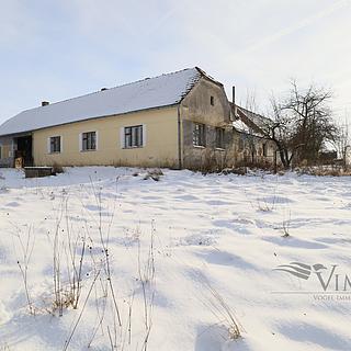 Prodej zemědělské usedlosti 1176 m&sup2; Mladošovice