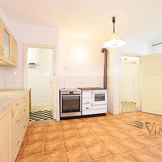 Prodej chalupy 180 m&sup2; Zahrádky